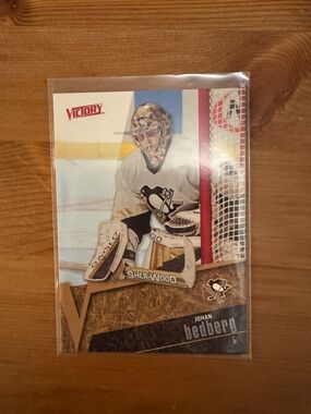 Tory Burch Hockey Collector Card - White/Gold/Black